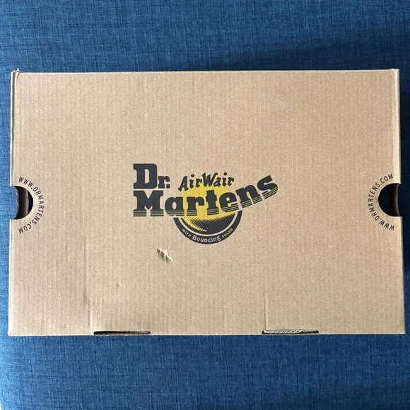 NEW Dr. Martens Air Wair 1460 Pascal Virginia Leather Womens Thrift Pink Fuchsia - Picture 7 of 9